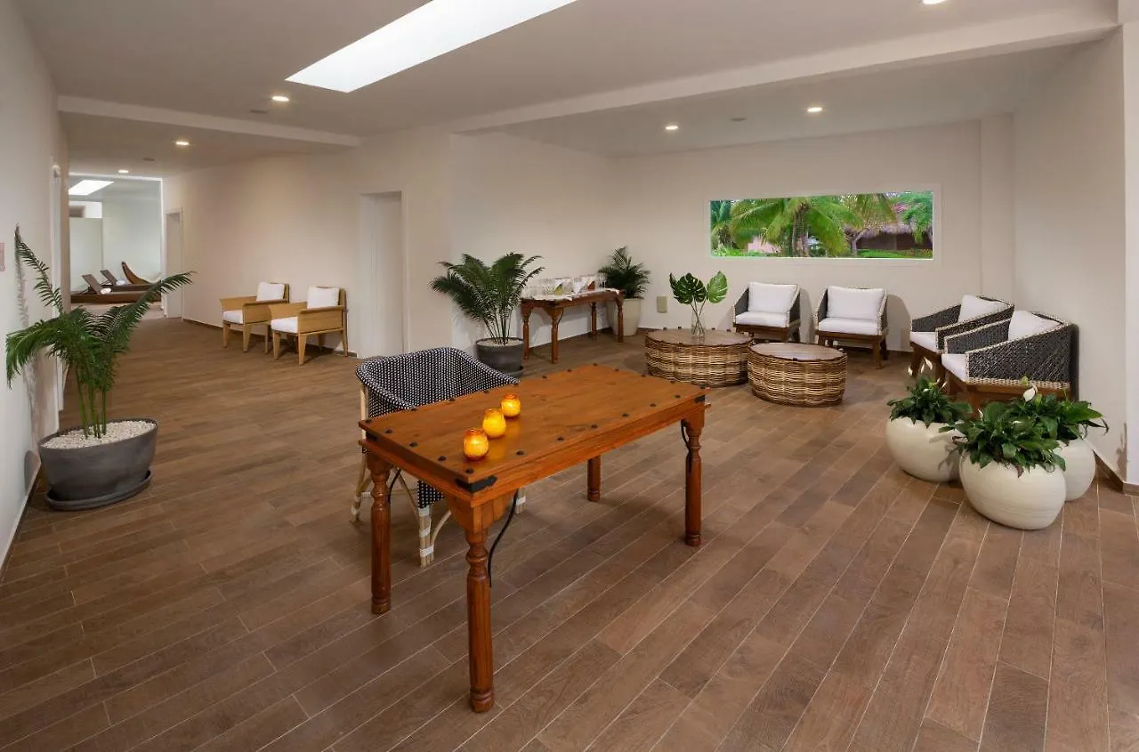 Grand Sirenis Punta Cana Resort & Aquagames