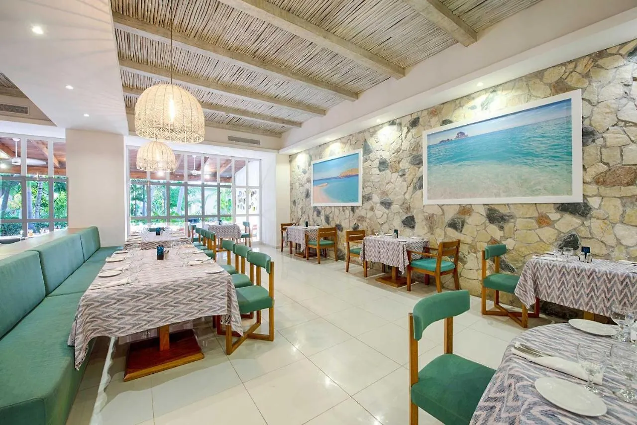 Grand Sirenis Punta Cana Resort & Aquagames Uvero Alto 5*,  Den Dominikanske Republik