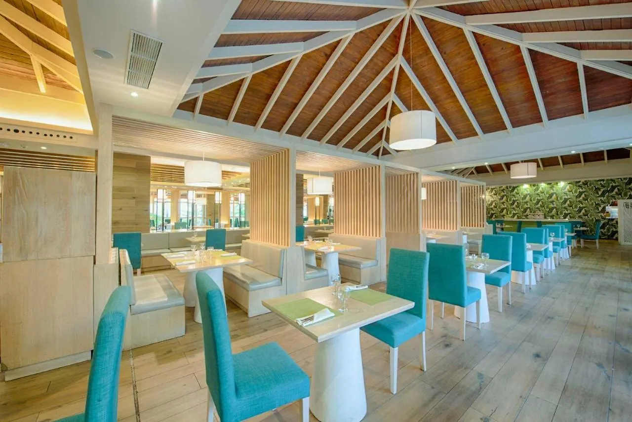 Grand Sirenis Punta Cana Resort & Aquagames Uvero Alto 5*,